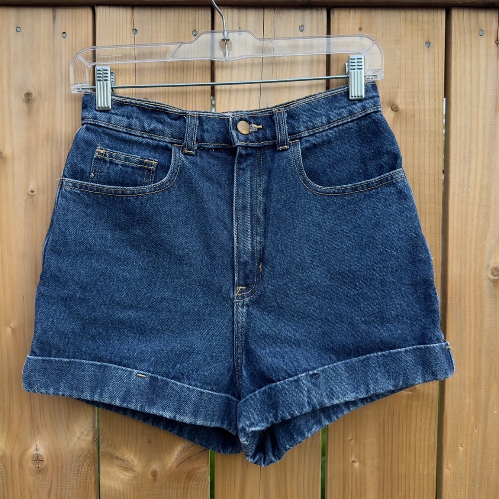 SOLD - poshmark.ca